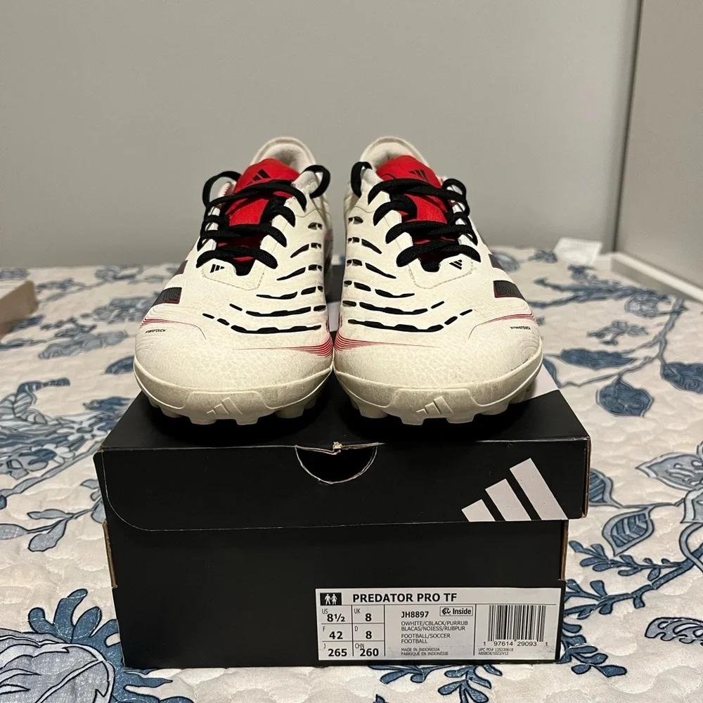 Adidas Predator Pro Turf Cleats - Picture 3 of 6